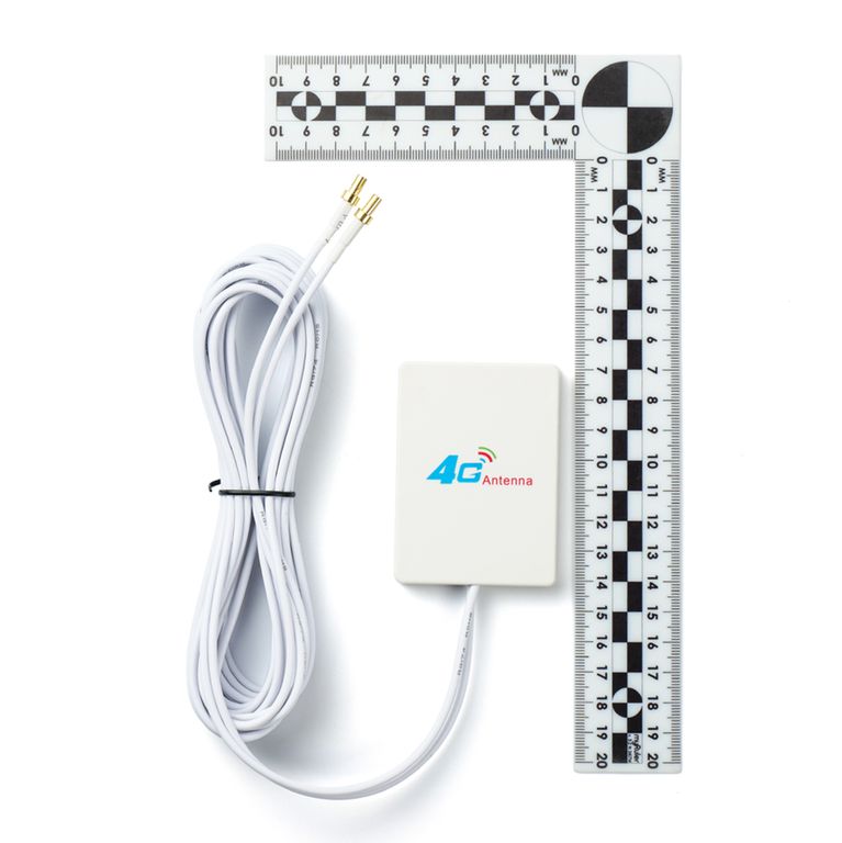 Антенна панельная Axon AN-6 TS9